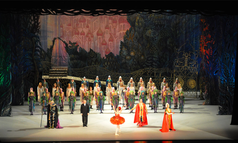 Petrushka: Stravinsky and the Ballet Russe - A Modernist Explosion
